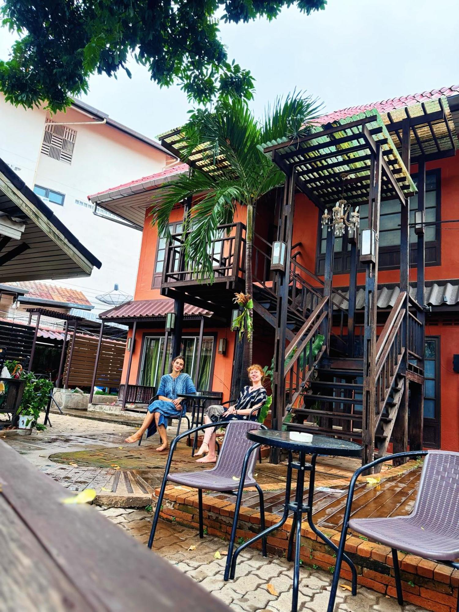 Villa'S Homestay Чиангмай Экстерьер фото